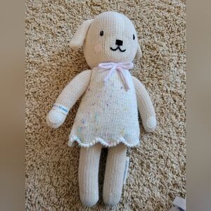 Cuddle + Kind Mia (small)